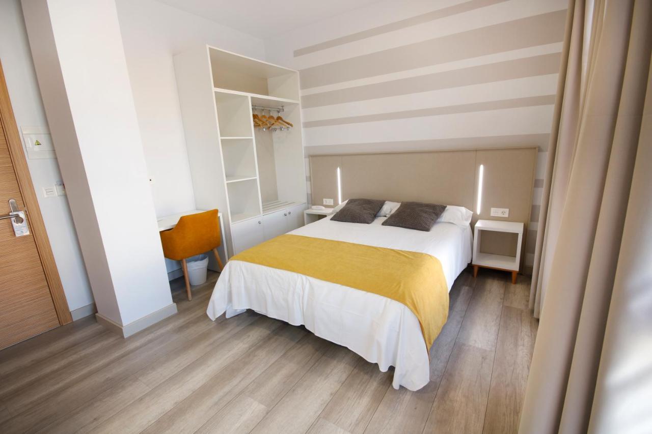 Hotel Leo Монестерио Екстериор снимка