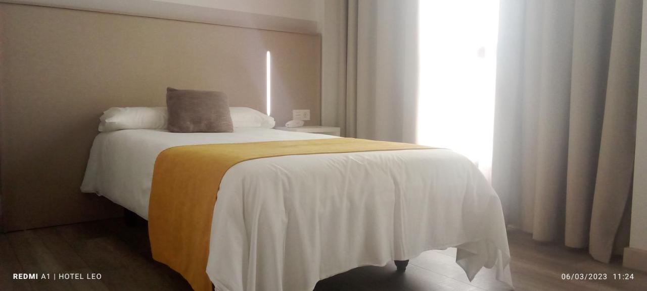 Hotel Leo Монестерио Екстериор снимка